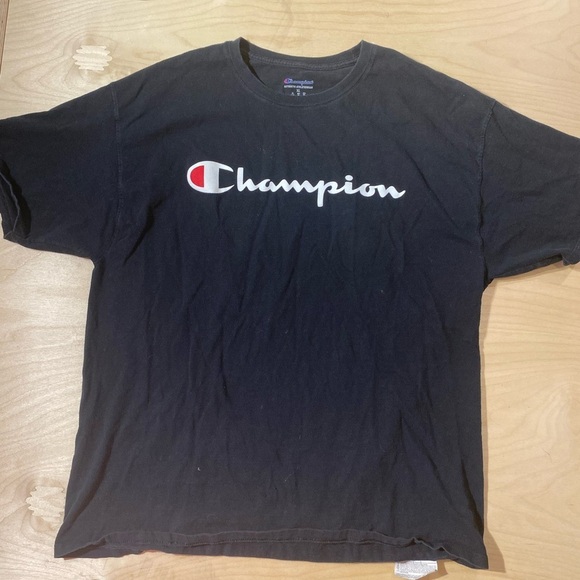 Champion Tee XL (JO) - Picture 4 of 10